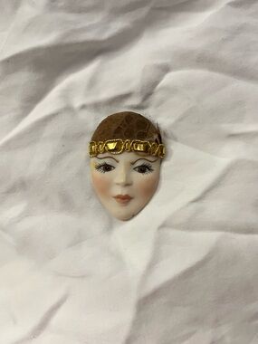 Porcelain Flapper Face Brooch with Gold Accent